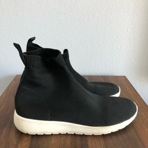 target sock sneakers